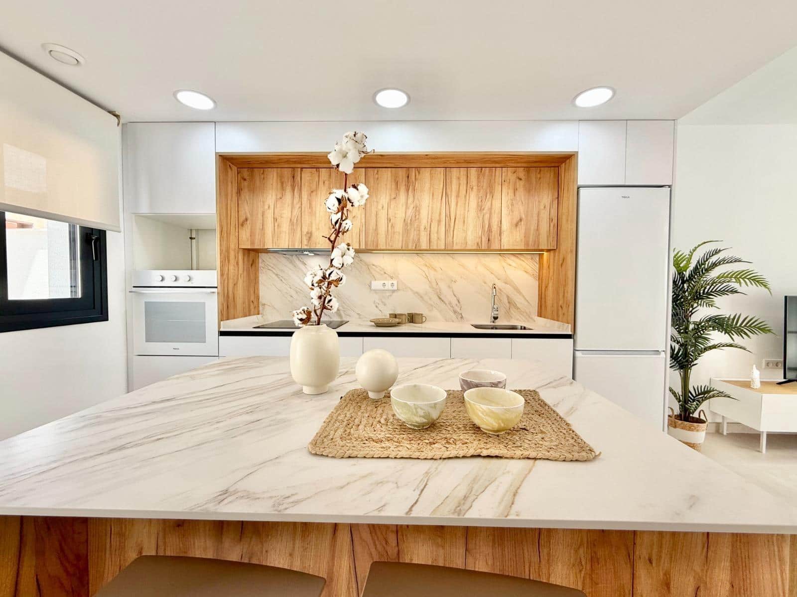 2 soverom Hus til salgs i Cox med svømmebasseng garasje - € 223 000 (Ref: 9653621)