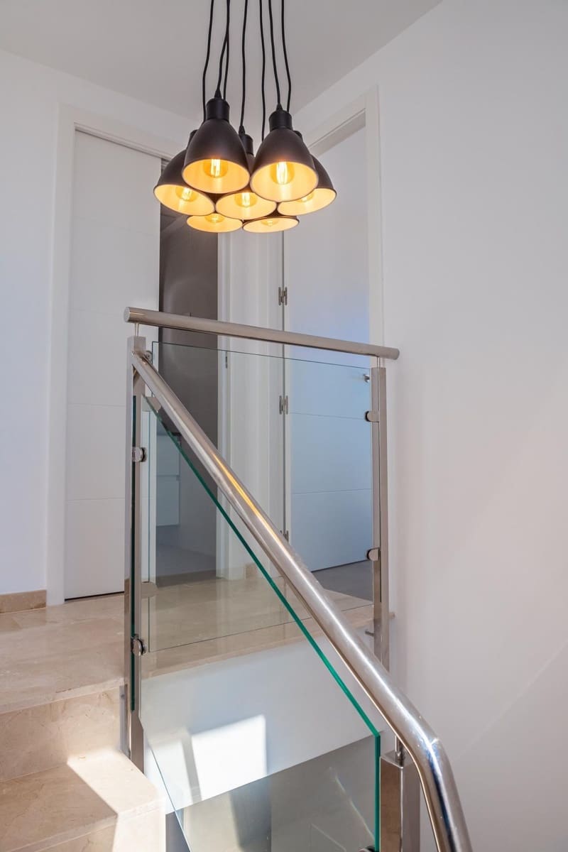 3 sypialnia Willa na sprzedaż w Los Alcazares z basenem garażem - 445 000 € (Ref: 9660356)