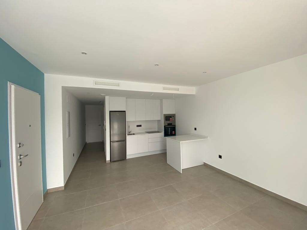 3 slaapkamer Villa te koop in Los Alcazares met zwembad garage - € 419.900 (Ref: 9678667)