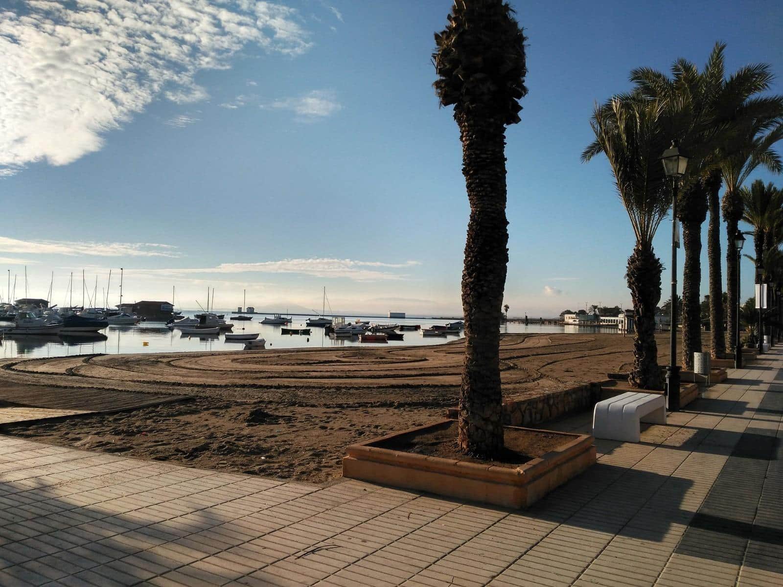 4 soveværelse Villa til salg i Los Alcazares med swimmingpool garage - € 390.000 (Ref: 9684908)