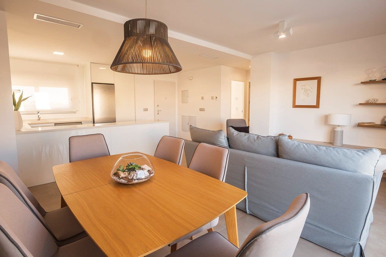 2 makuuhuone Bungalow myytävänä paikassa Vistabella mukana uima-altaan 
autotalli - 299 900 € (Ref: 9746174)