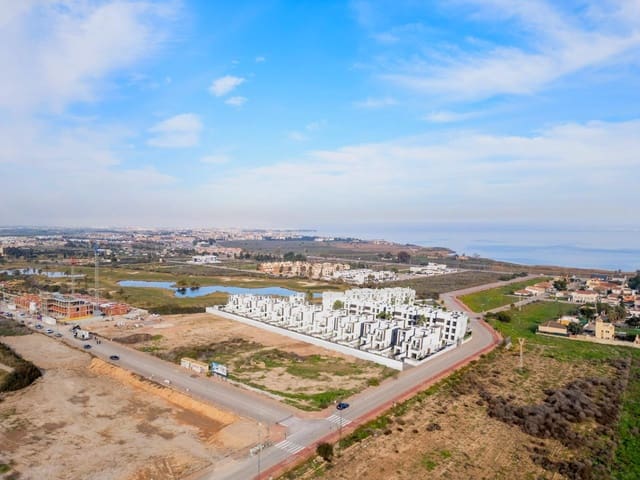 3 makuuhuone Huvila myytävänä paikassa Las Lomas de Rame - Bahía Bella, Los Alcázares mukana uima-altaan 
autotalli - 439 000 € (Ref: 9771664)