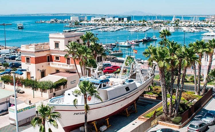 2 soverom Penthouse til salgs i Santa Pola med svømmebasseng garasje - € 420 000 (Ref: 9774166)