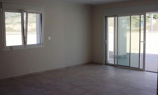 3 makuuhuone Huvila myytävänä paikassa La Romana mukana uima-altaan - 345 000 € (Ref: 9803117)