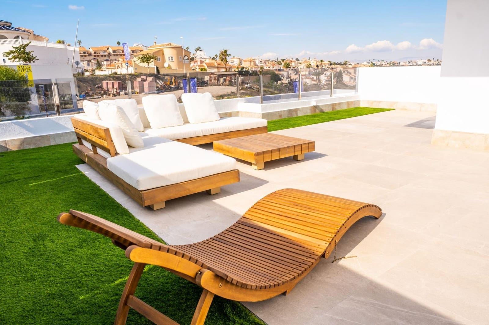 3 slaapkamer Villa te koop in Ciudad Quesada met zwembad garage - € 598.000 (Ref: 9803529)