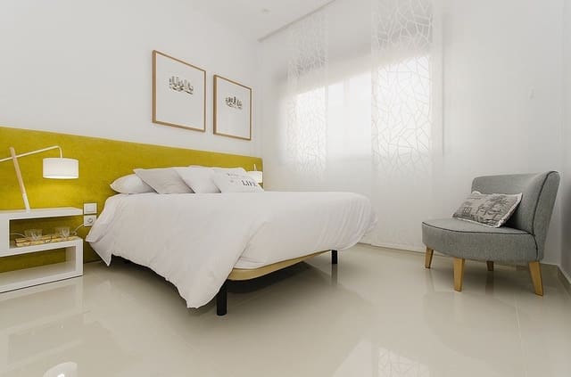 4 soveværelse Villa til salg i Campoamor, Orihuela med swimmingpool - € 995.000 (Ref: 9803654)