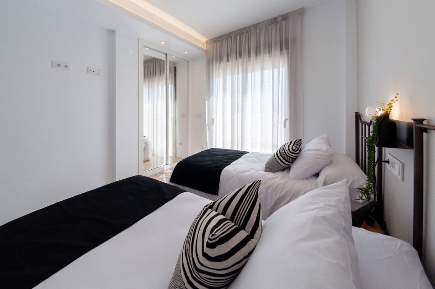 3 slaapkamer Villa te koop in Los Alcazares met zwembad - € 544.841 (Ref: 9827187)