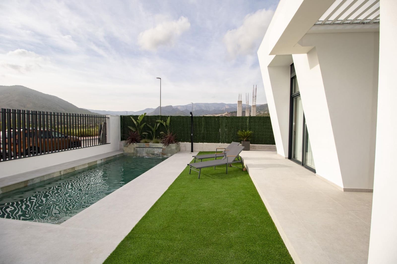 3 bedroom Villa for sale in Finestrat with pool - € 579,000 (Ref: 9827208)