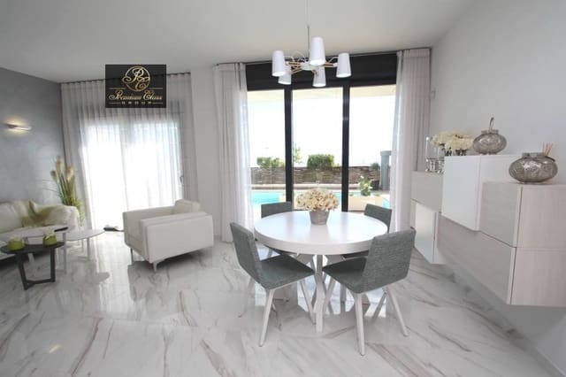 3 bedroom Villa for sale in San Miguel de Salinas with pool - € 630,000 (Ref: 9958106)
