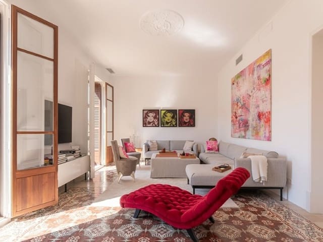 3 bedroom Apartment for sale in El Mercat, Palma de Mallorca - € 1,650,000 (Ref: 10005343)