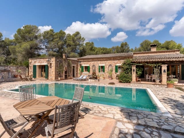 Finca/Casa Rural de 4 habitaciones en Manacor en venta con piscina garaje - 1.675.000 € (Ref: 10005344)