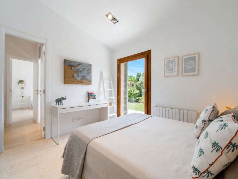 Finca/Casa Rural de 4 habitaciones en Estellenchs en venta - 4.700.000 € (Ref: 10011205)