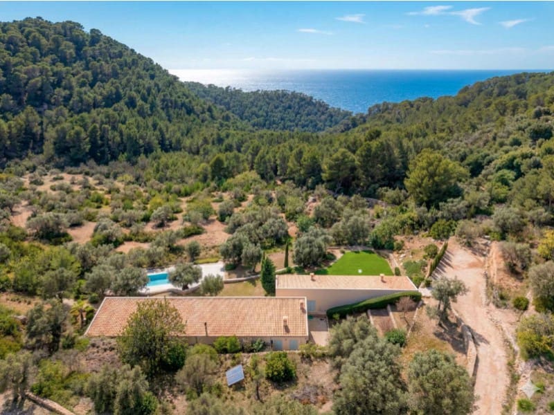 Finca/Casa Rural de 4 habitaciones en Estellenchs en venta - 4.700.000 € (Ref: 10011205)