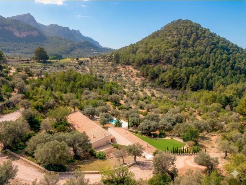 Finca/Casa Rural de 4 habitaciones en Estellenchs en venta - 4.700.000 € (Ref: 10011205)