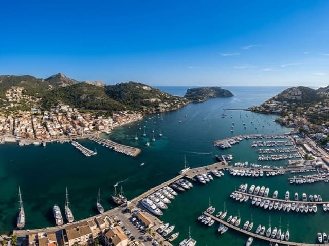 Chalet de 4 habitaciones en Puerto de Andratx, Andratx en venta con piscina garaje - 7.650.000 € (Ref: 10011206)