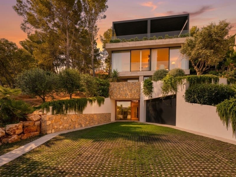 Chalet de 4 habitaciones en Puerto de Andratx en venta con piscina garaje - 7.650.000 € (Ref: 10011206)