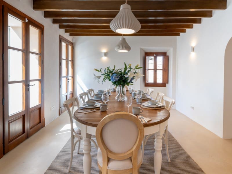 4 soverom Villa til salgs i Alaro med svømmebasseng garasje - € 3 450 000 (Ref: 10027037)