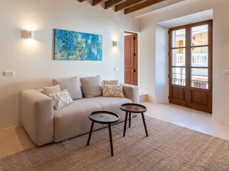 4 soverom Villa til salgs i Alaro med svømmebasseng garasje - € 3 450 000 (Ref: 10027037)