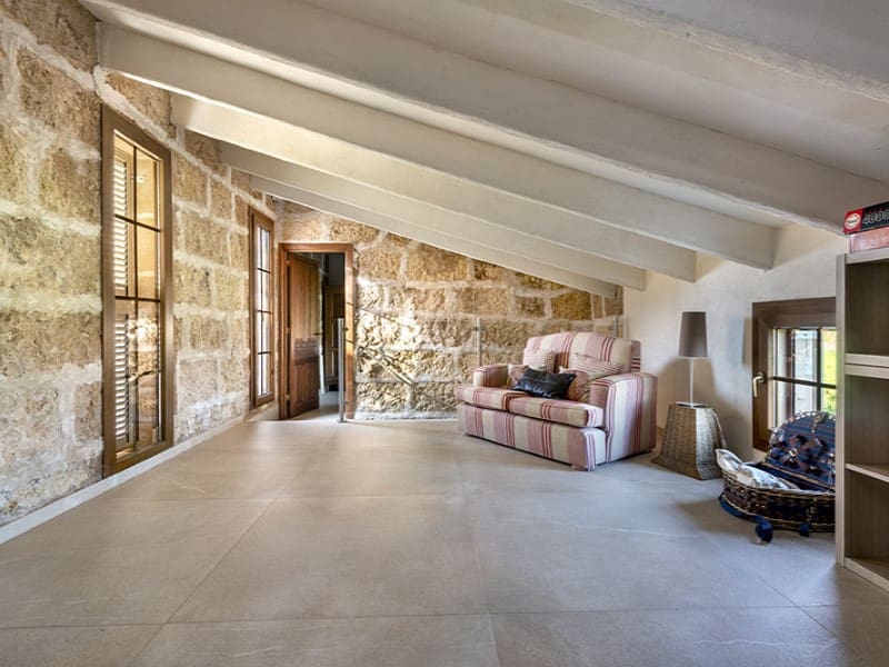 5 soveværelse Finca/Landehus til salg i Llubi med swimmingpool - € 2.150.000 (Ref: 10031738)