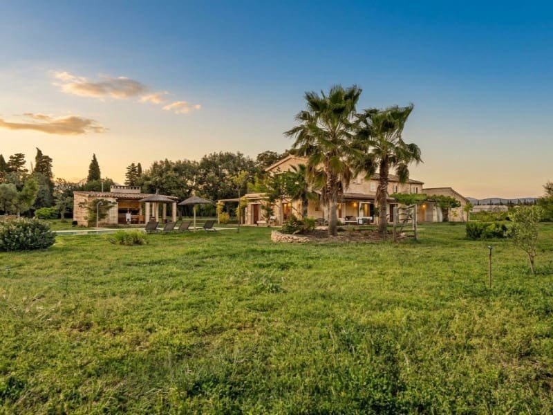 5 soveværelse Finca/Landehus til salg i Llubi med swimmingpool - € 2.150.000 (Ref: 10031738)