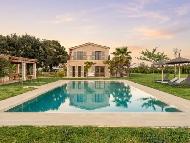5 soveværelse Finca/Landehus til salg i Llubí med swimmingpool - € 2.150.000 (Ref: 10031738)