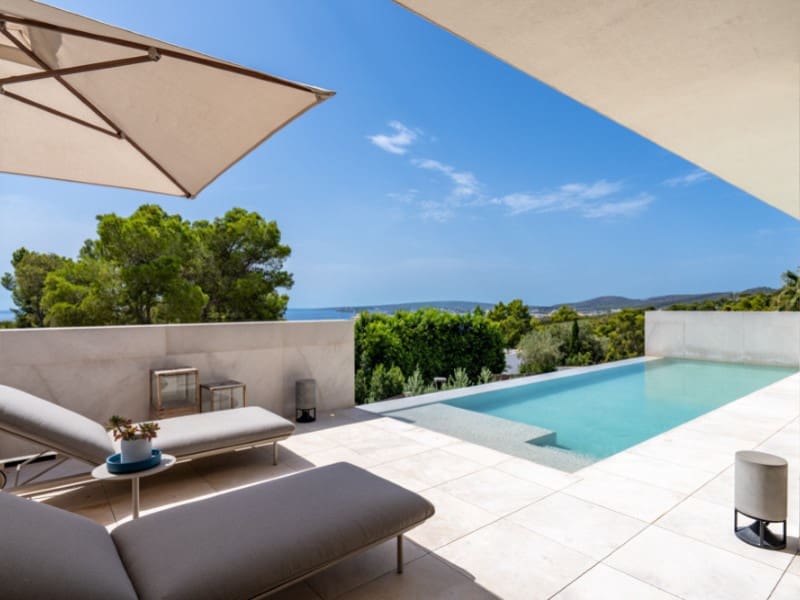 4 bedroom Villa for sale in Portals Nous with pool garage - € 10,900,000 (Ref: 10047073)