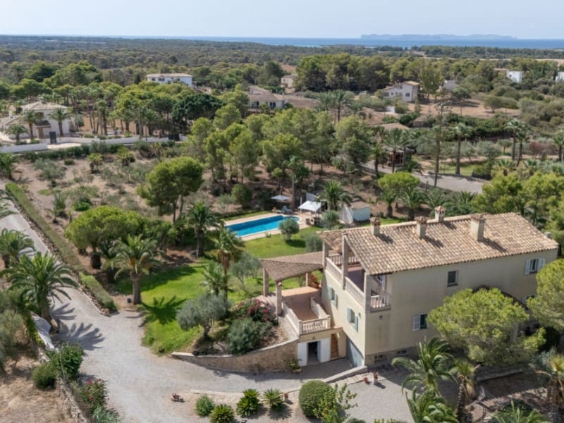 5 makuuhuone Maalaistalo myytävänä paikassa Colonia de Sant Jordi mukana uima-altaan 
autotalli - 1 750 000 € (Ref: 10048964)