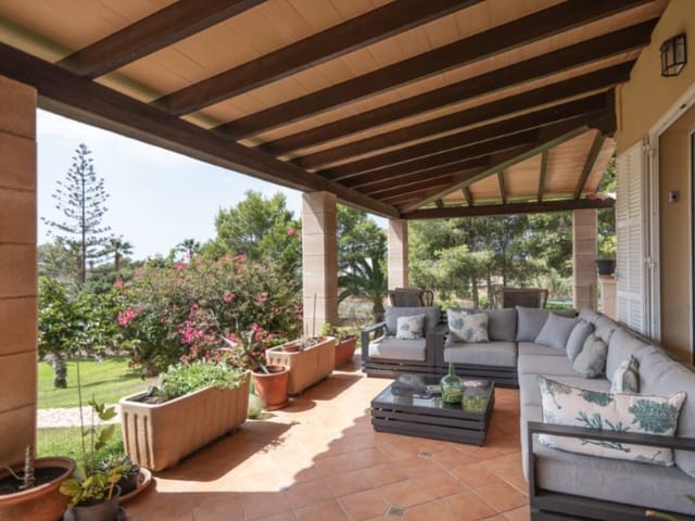 5 sovrum Finca/Hus på landet till salu i Colonia de Sant Jordi, Ses Salines med pool garage - 1 750 000 € (Ref: 10048964)