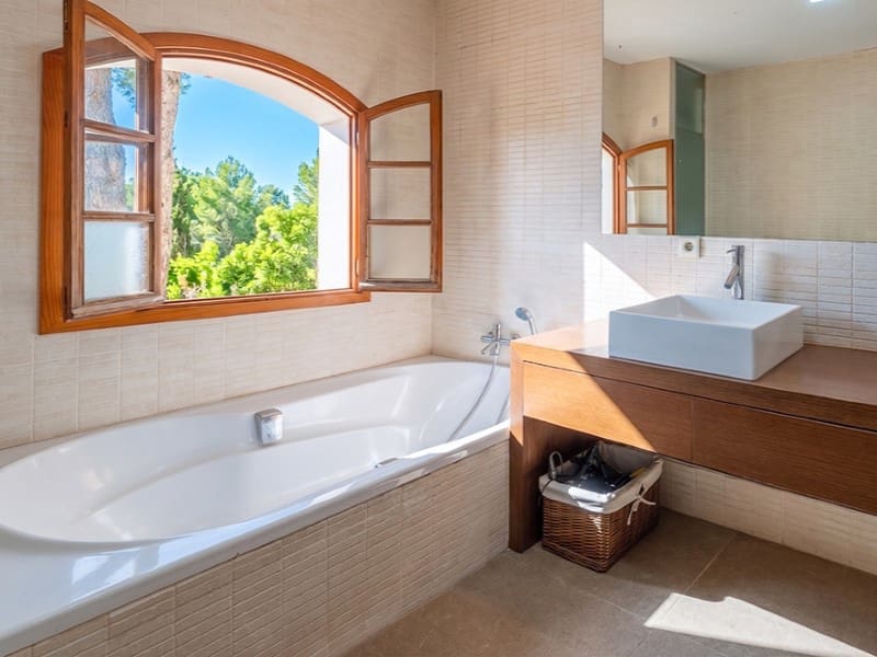 4 bedroom Finca/Country House for sale in Establiments with pool - € 1,995,000 (Ref: 10048965)