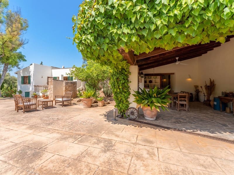 4 bedroom Finca/Country House for sale in Establiments with pool - € 1,995,000 (Ref: 10048965)