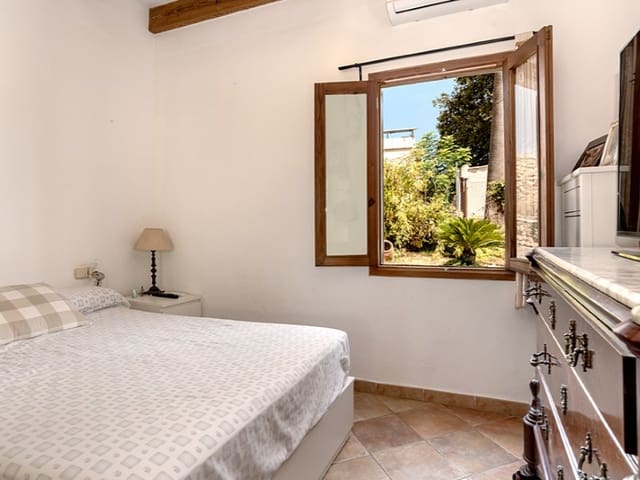 5 slaapkamer Villa te koop in Campanet met zwembad garage - € 1.170.000 (Ref: 10058801)