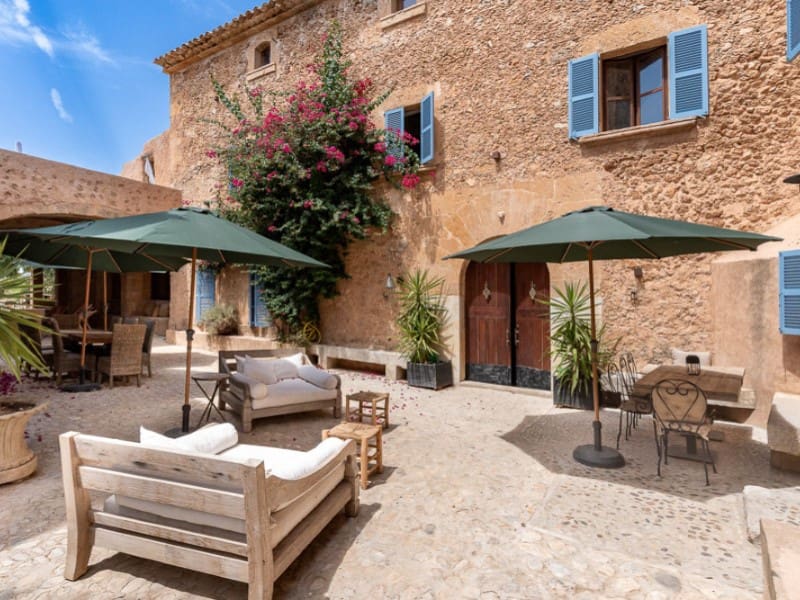 Chalet de 14 habitaciones en Binissalem en venta con piscina - 8.600.000 € (Ref: 10061719)