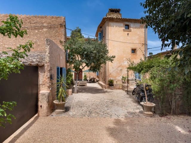 Chalet de 14 habitaciones en Binissalem en venta con piscina - 8.600.000 € (Ref: 10061719)