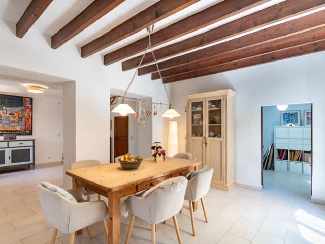 3 soverom Villa til salgs i Sencelles med garasje - € 685 000 (Ref: 10061721)