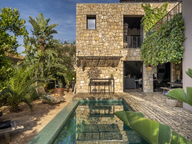 4 sypialnia Willa na sprzedaż w Genova, Palma de Mallorca z basenem - 2 980 000 € (Ref: 10080990)