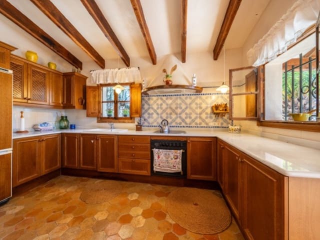 2 slaapkamer Villa te koop in Galilea, Puigpunyent met garage - € 890.000 (Ref: 10094427)
