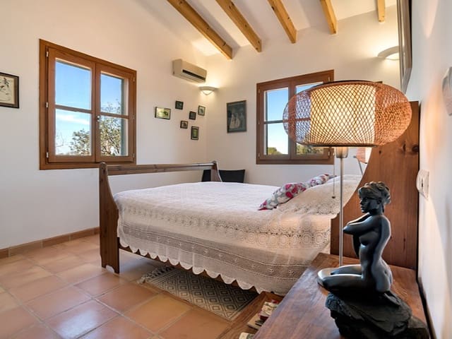 5 soveværelse Finca/Landehus til salg i Campos med swimmingpool garage - € 1.550.000 (Ref: 10109407)