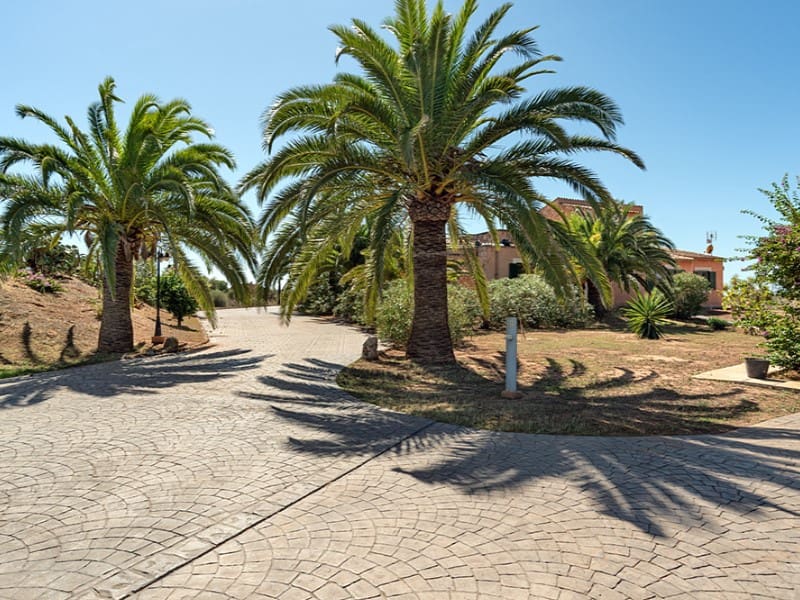 5 soveværelse Finca/Landehus til salg i Campos med swimmingpool garage - € 1.550.000 (Ref: 10109407)