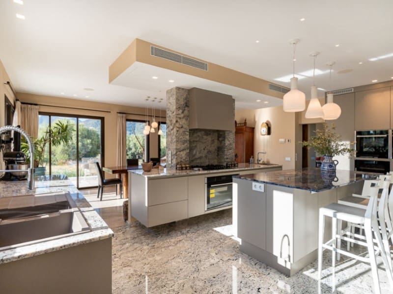 4 bedroom Finca/Country House for sale in Moscari with pool garage - € 4,500,000 (Ref: 10109408)