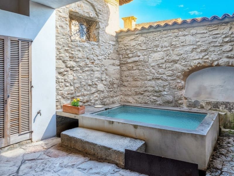Hotel de 6 habitaciones en Selva en venta con piscina - 980.000 € (Ref: 10129084)