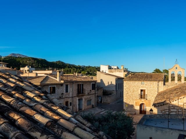 6 bedroom Hotel for sale in Biniamar, Selva with pool - € 980,000 (Ref: 10129084)