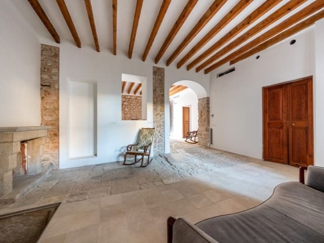 6 bedroom Hotel for sale in Biniamar, Selva with pool - € 980,000 (Ref: 10129084)