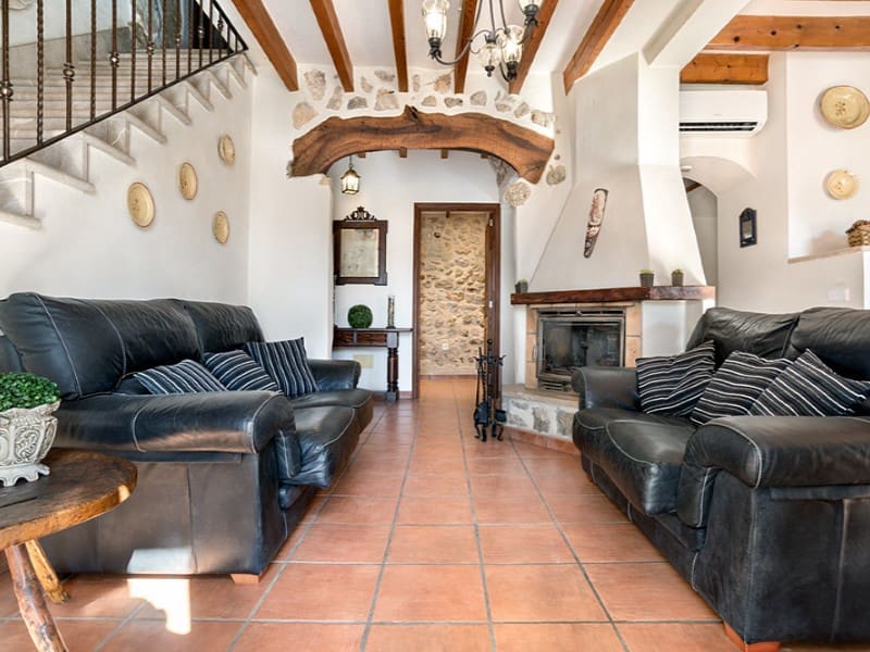 4 sovrum Villa till salu i Caimari med garage - 640 000 € (Ref: 10131446)