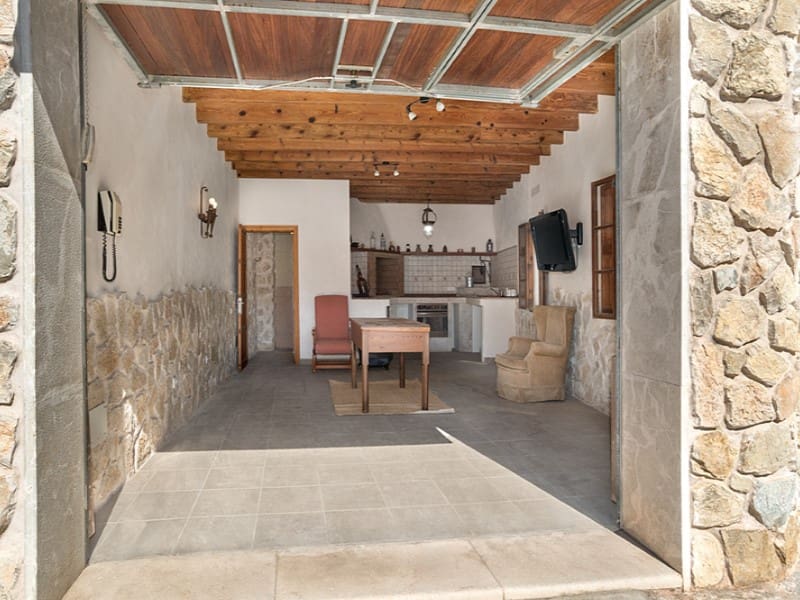 4 sovrum Villa till salu i Caimari med garage - 640 000 € (Ref: 10131446)