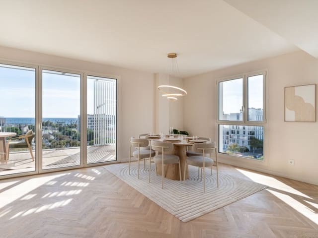 Apartamento de 3 habitaciones en Playa de Palma, Palma de Mallorca en venta con piscina garaje - 1.450.000 € (Ref: 10146762)