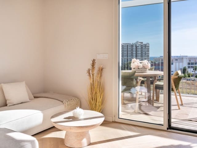 Apartamento de 3 habitaciones en Playa de Palma, Palma de Mallorca en venta con piscina garaje - 1.450.000 € (Ref: 10146762)