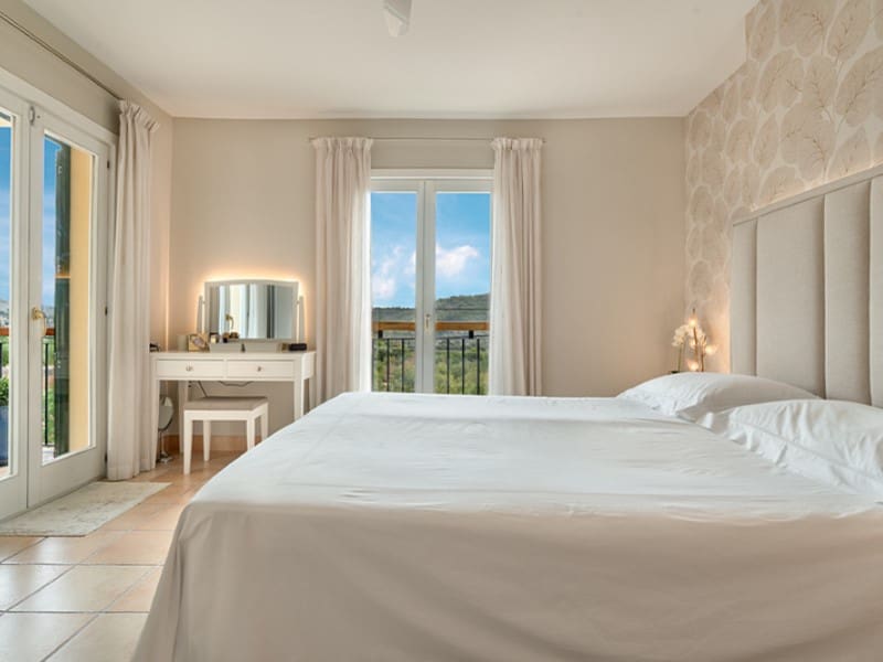 3 bedroom Villa for sale in Alaro with pool garage - € 1,850,000 (Ref: 10148499)