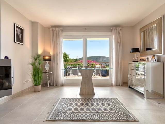 3 bedroom Villa for sale in Alaró with pool garage - € 1,850,000 (Ref: 10148499)