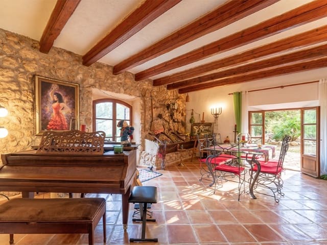 4 slaapkamer Finca/Landhuis te koop in Algaida met zwembad garage - € 2.750.000 (Ref: 10159307)