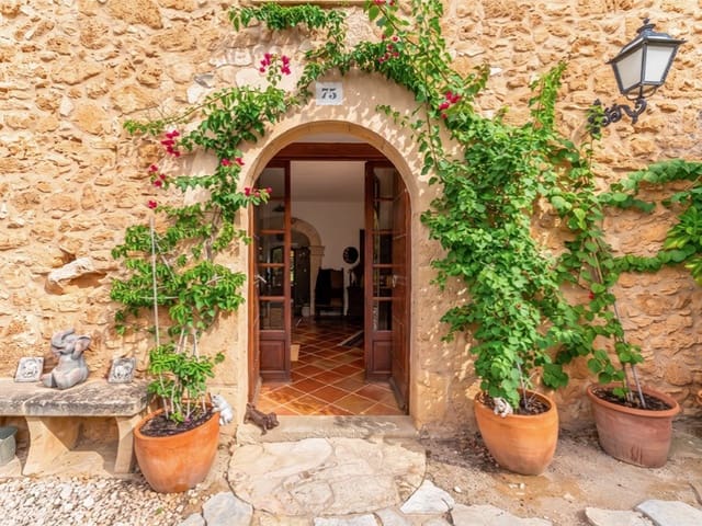 4 slaapkamer Finca/Landhuis te koop in Algaida met zwembad garage - € 2.750.000 (Ref: 10159307)
